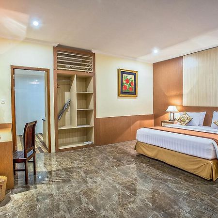 Mirah Hotel Banyuwangi  Zewnętrze zdjęcie